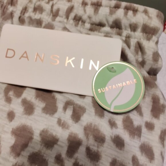 NWT - Leopard print - DANSKIN Women's Cozy Sweatpants - SZ L - Picture 5 of 7